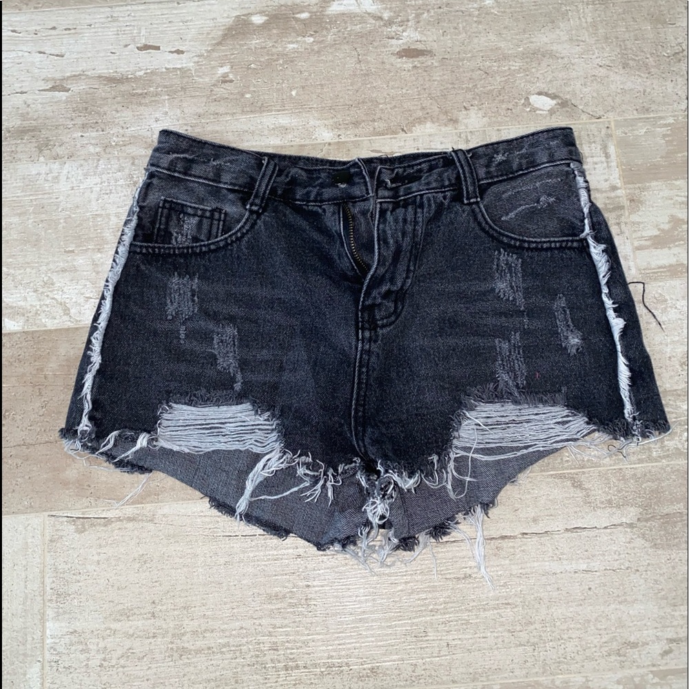 Black Sadie and sage Jean shorts